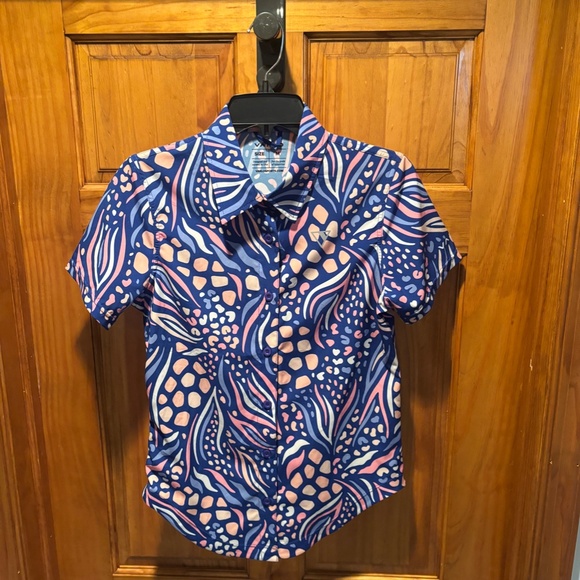 Varlo Women's Touring Tech Button Cycling Shirt in Levi Blue Medium - Picture 2 of 9